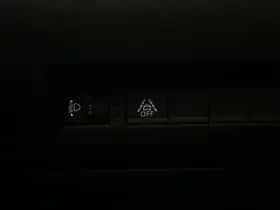 Peugeot e-208 thumbnail 30