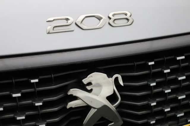 Peugeot e-208 (2023) thumbnail 35