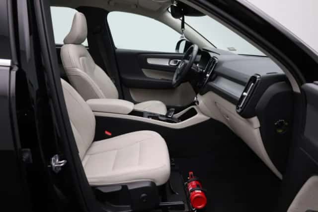 Volvo XC40 (2021) thumbnail 37