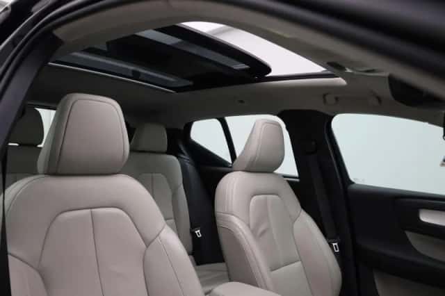 Volvo XC40 (2021) thumbnail 41