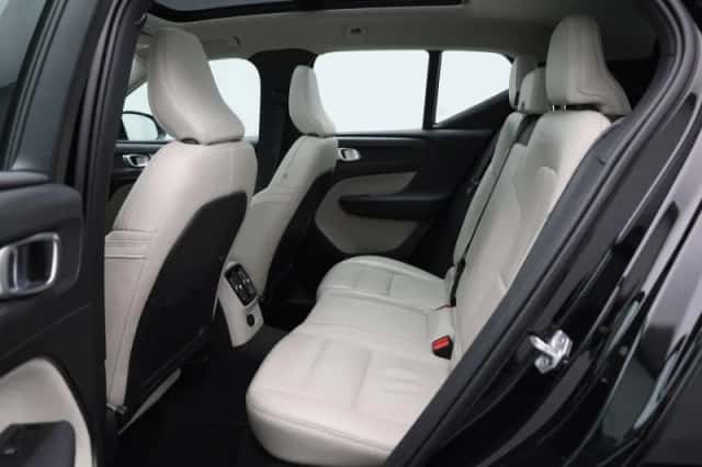 Volvo XC40 (2021) thumbnail 10