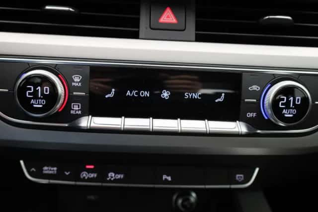 Audi A4 (2023) thumbnail 24