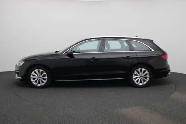 Audi A4 (2023) thumbnail 4