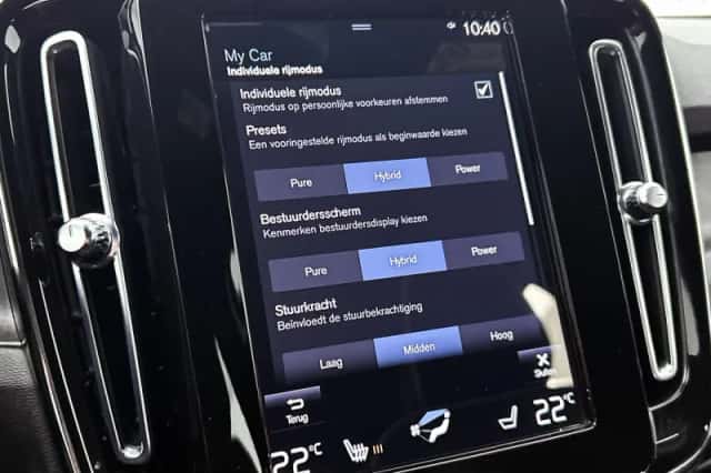 Volvo XC40 (2022) thumbnail 14