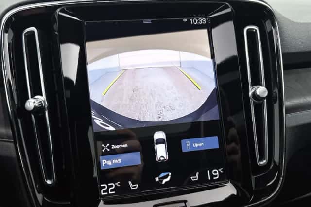 Volvo XC40 (2022) thumbnail 20