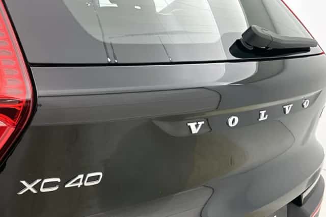 Volvo XC40 (2022) thumbnail 38