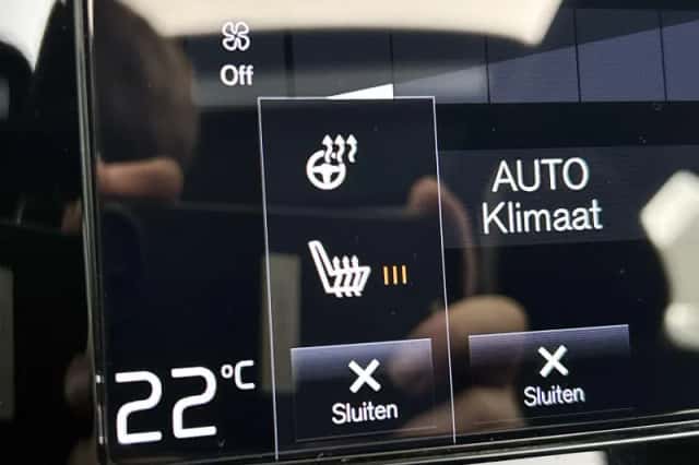 Volvo XC40 (2022) thumbnail 8