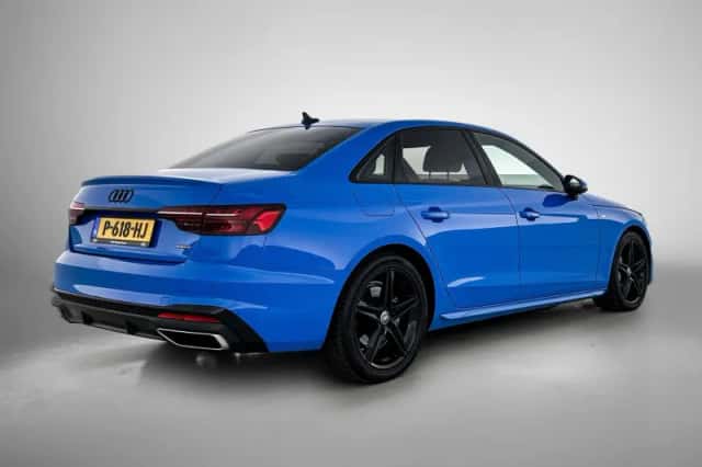 Audi A4 (2022) thumbnail 4