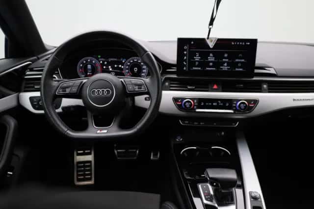 Audi A4 (2022) thumbnail 7