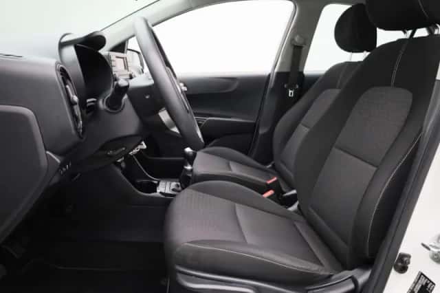 Kia Picanto (2021) thumbnail 11