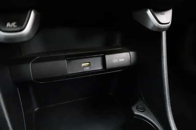 Kia Picanto (2021) thumbnail 25