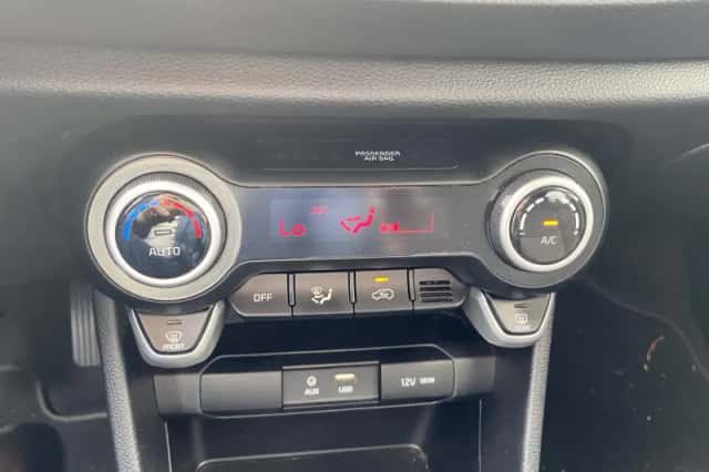 Kia Picanto (2017) thumbnail 6