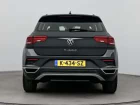 Volkswagen T-Roc thumbnail 3