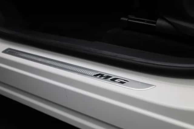 MG MG HS (2023) thumbnail 30