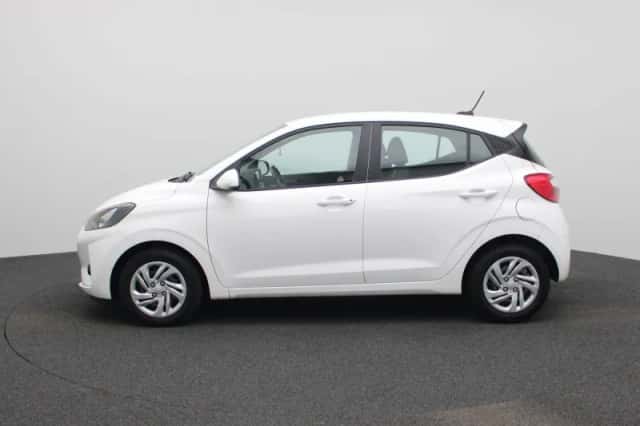 Hyundai i10 (2023) thumbnail 4