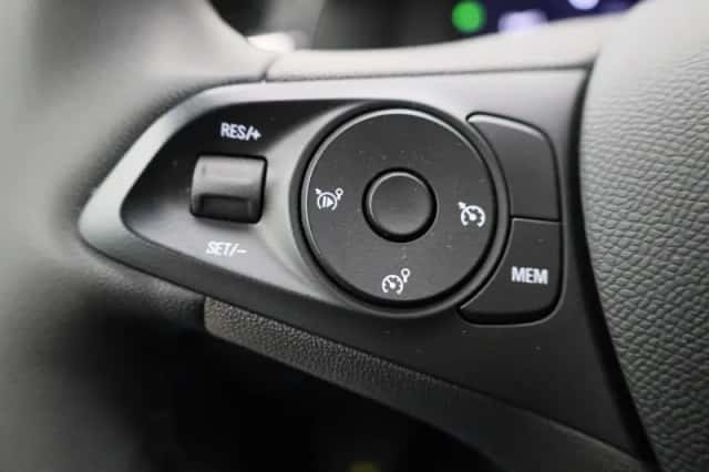 Opel Corsa-e (2023) thumbnail 22