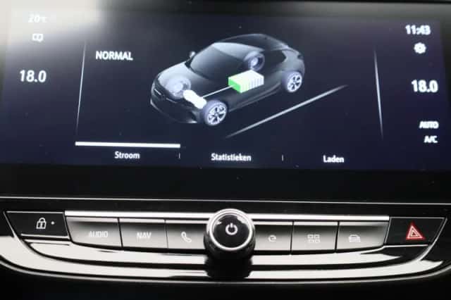 Opel Corsa-e (2023) thumbnail 27