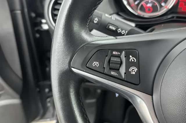 Opel Adam (2018) thumbnail 6