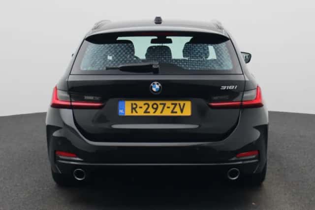 BMW 3-Serie (2023) thumbnail 5
