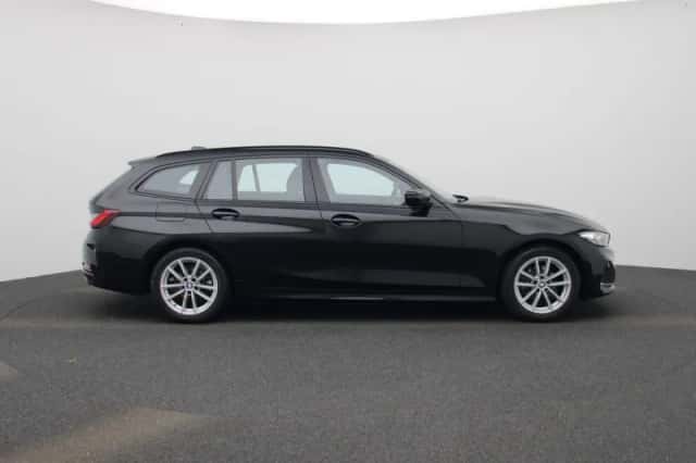 BMW 3-Serie (2023) thumbnail 6