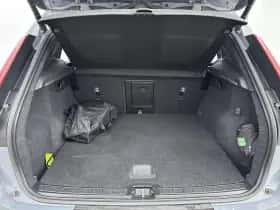 Volvo XC40 thumbnail 13