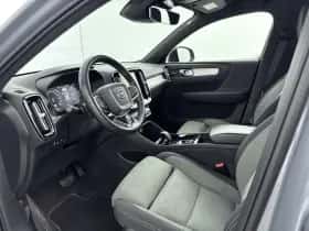 Volvo XC40 thumbnail 17