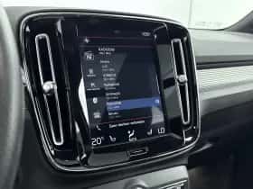 Volvo XC40 thumbnail 19
