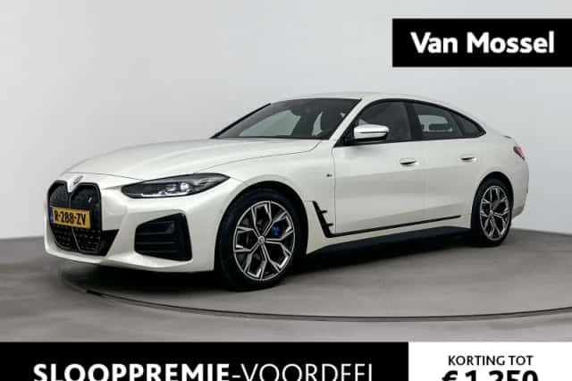 BMW i4 (2023) thumbnail 1