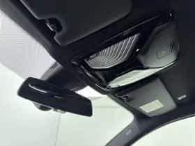 BMW i4 (2023) thumbnail 25
