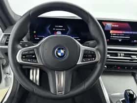 BMW i4 (2023) thumbnail 28