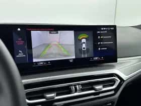 BMW i4 (2023) thumbnail 10