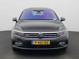 Volkswagen Passat (2022) thumbnail 3