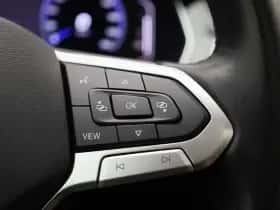 Volkswagen Passat thumbnail 25