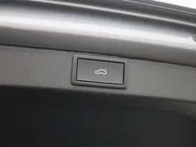 Škoda Octavia (2023) thumbnail 12
