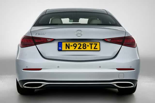 Mercedes-Benz C-Klasse (2022) thumbnail 3