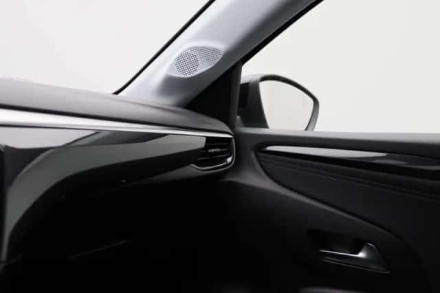 Opel Corsa-e (2022) thumbnail 27