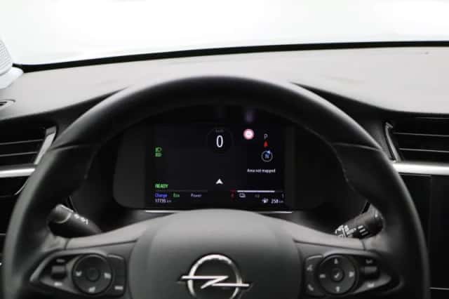 Opel Corsa-e (2022) thumbnail 8
