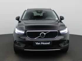 Volvo XC40 thumbnail 3