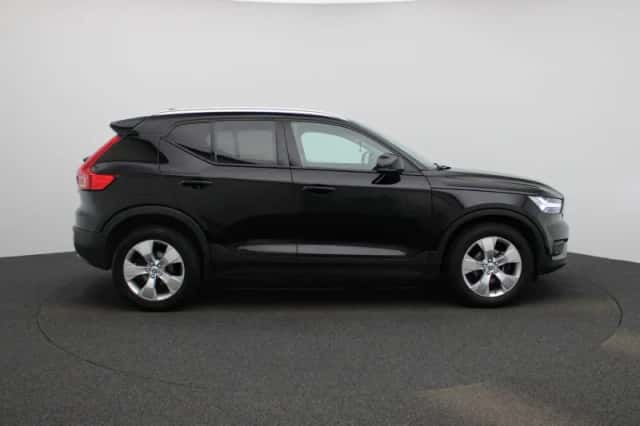 Volvo XC40 (2021) thumbnail 6