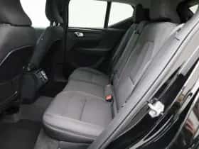 Volvo XC40 thumbnail 9