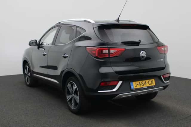 MG ZS EV (2020) thumbnail 2