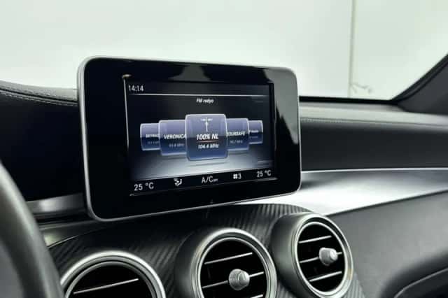 Mercedes-Benz GLC-Klasse (2016) thumbnail 6