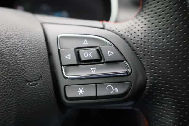 MG ZS EV (2023) thumbnail 16