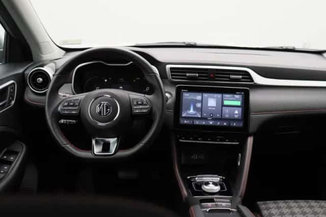 MG ZS EV (2023) thumbnail 7