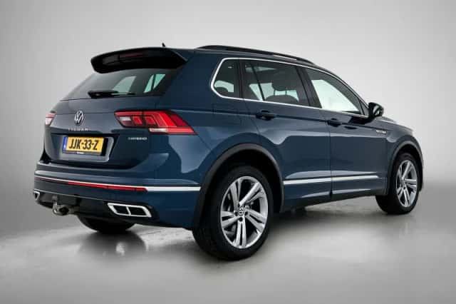 Volkswagen Tiguan (2022) thumbnail 4