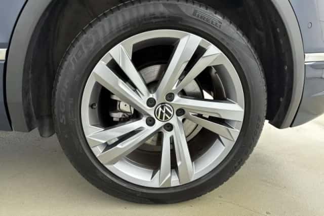 Volkswagen Tiguan (2022) thumbnail 25