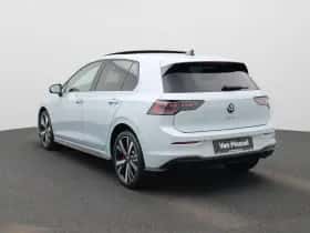 Volkswagen Golf thumbnail 2