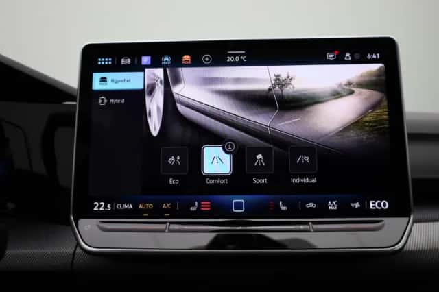 Volkswagen Golf (2025) thumbnail 27