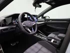 Volkswagen Golf thumbnail 36