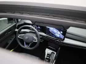 Volkswagen Golf thumbnail 39